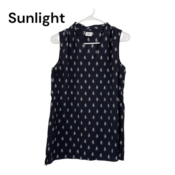 Cabi Womens Black Sleeveless V-Neck Top With White Floral Pattern Size S - Picture 1 of 11